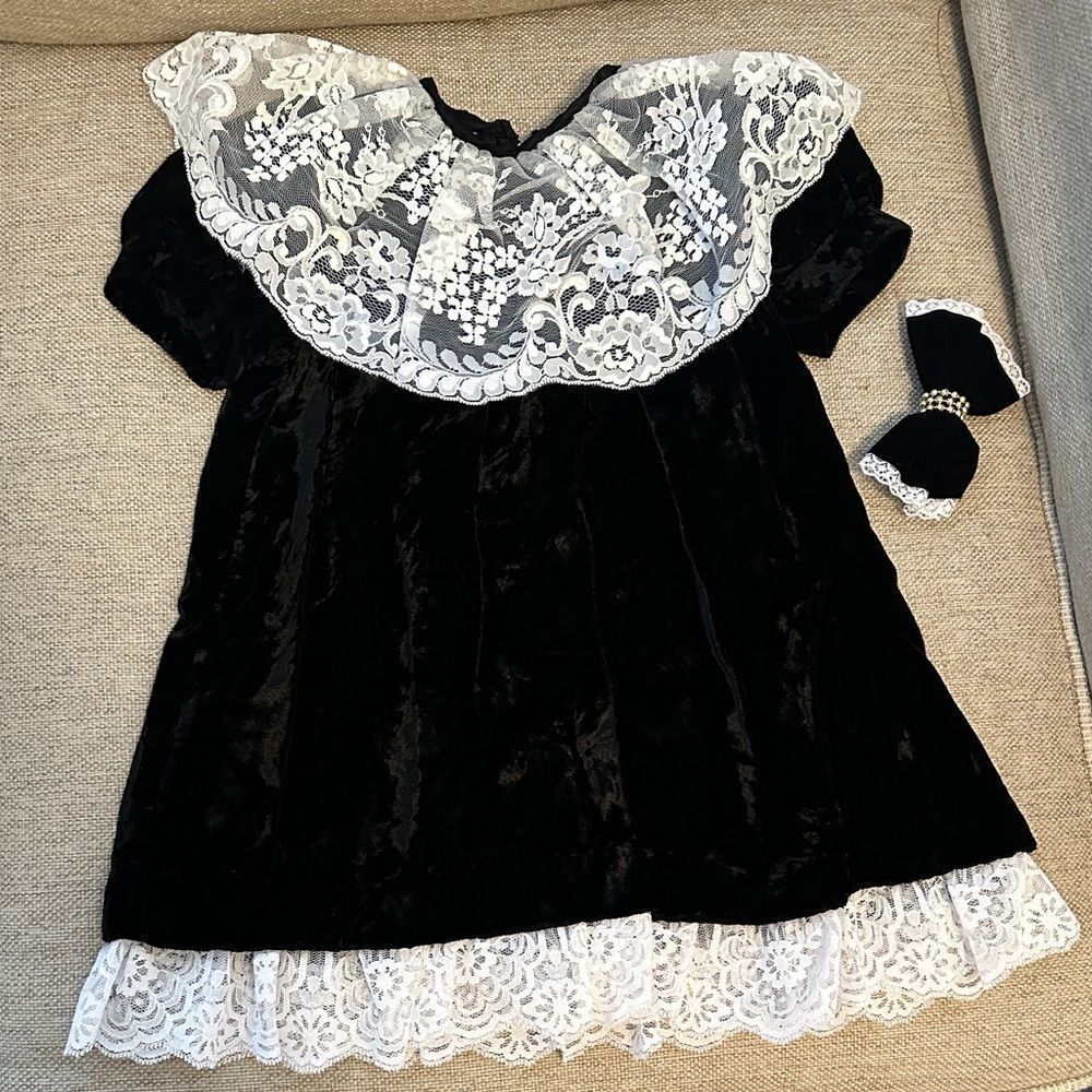 Vintage Gunne Sax Black Velvet Dress White Lace Overlay and Matching Barrette